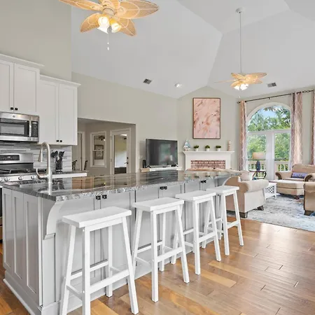 Large Kitchen - Pet Friendly - Community Pool & Tennis - 38 Shell Ring Road